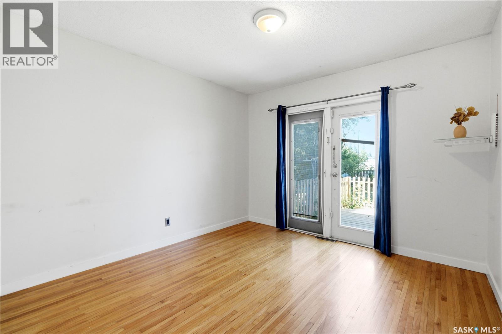 1308 Preston AVENUE S - 28
