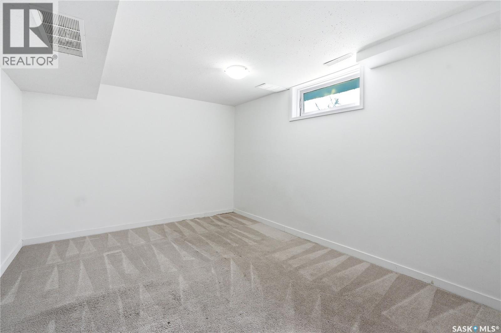 1308 Preston AVENUE S - 42