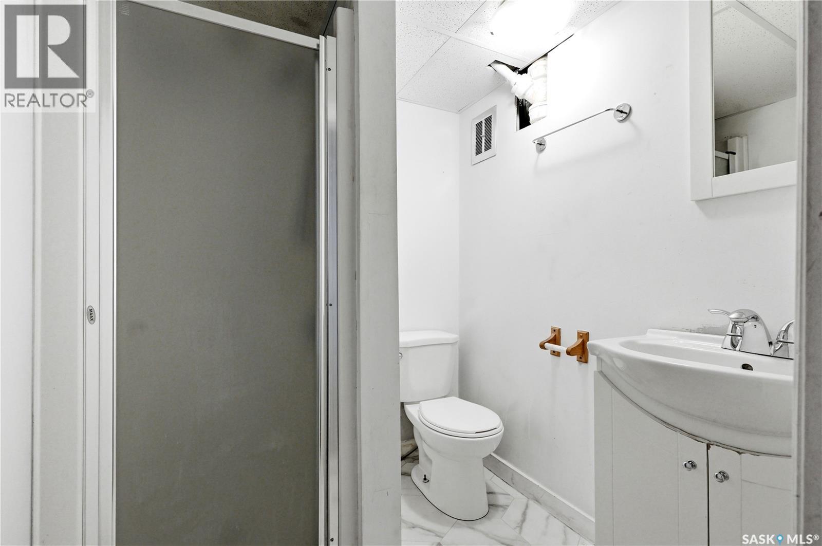 1308 Preston AVENUE S - 45