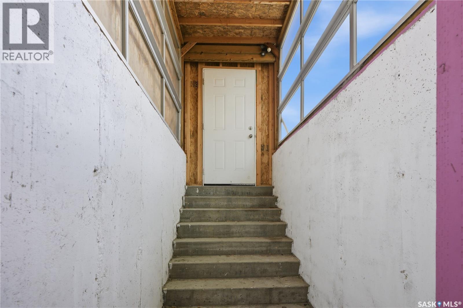 1308 Preston AVENUE S - 46