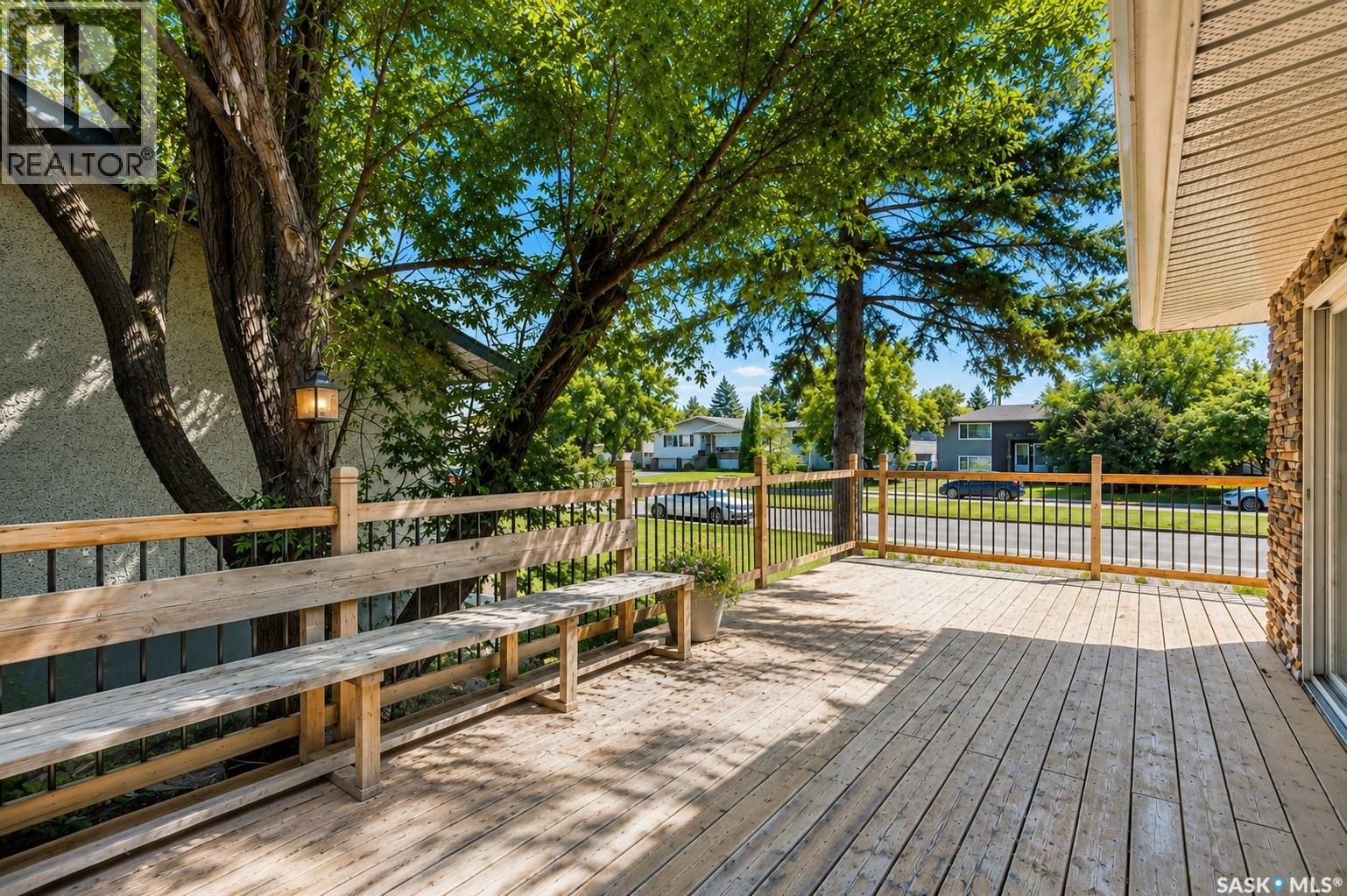 1308 Preston AVENUE S - Image 5