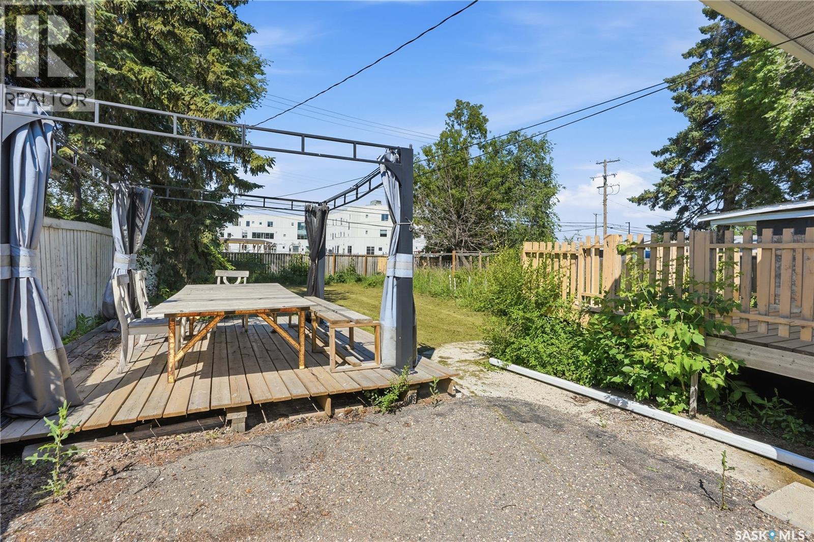 1308 Preston AVENUE S - 50