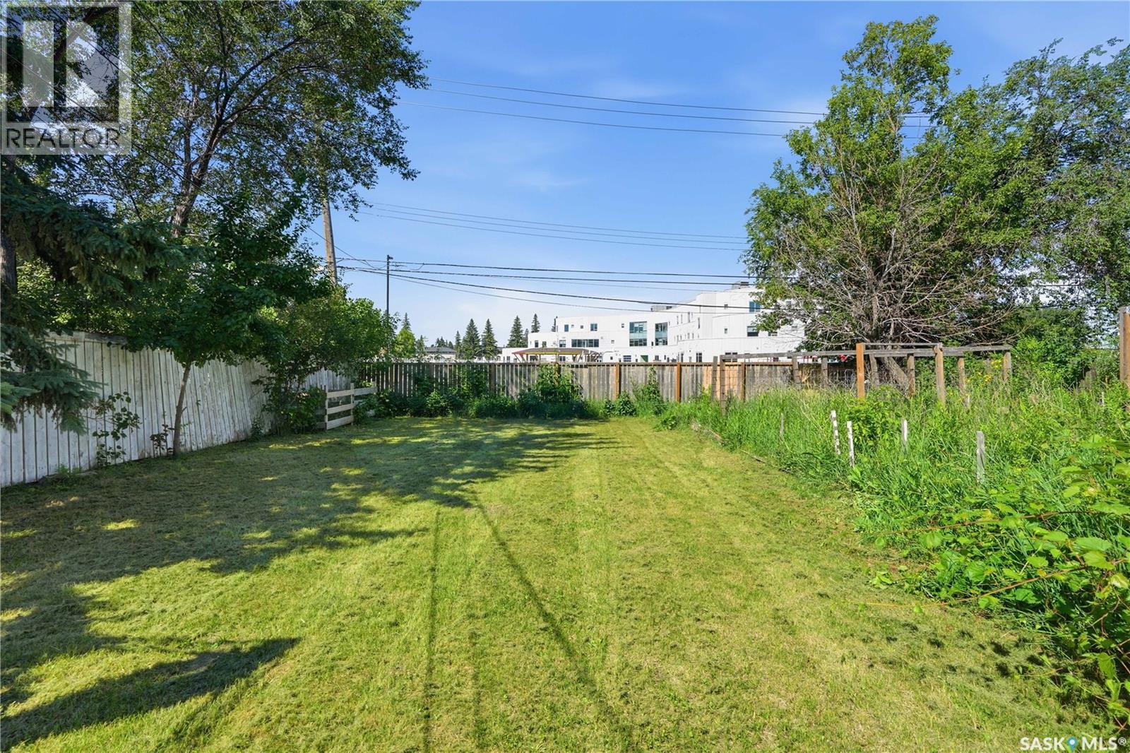 1308 Preston AVENUE S - 51