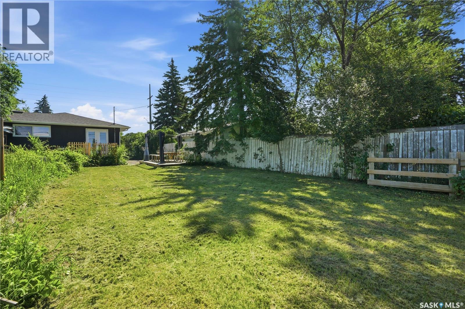 1308 Preston AVENUE S - 52
