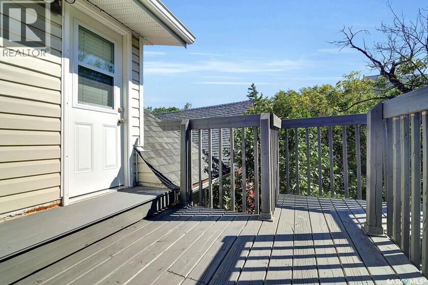 2258 Osler STREET - 39