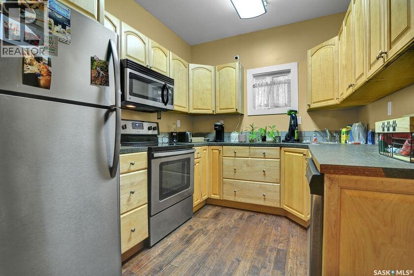 2258 Osler STREET - 9