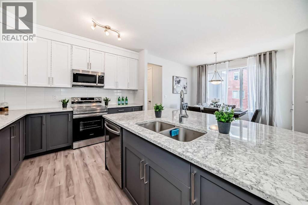26 Carringwood Street NW - 10