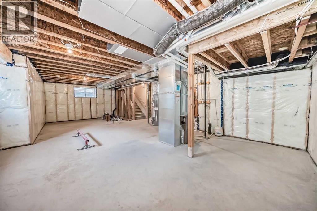 26 Carringwood Street NW - 35