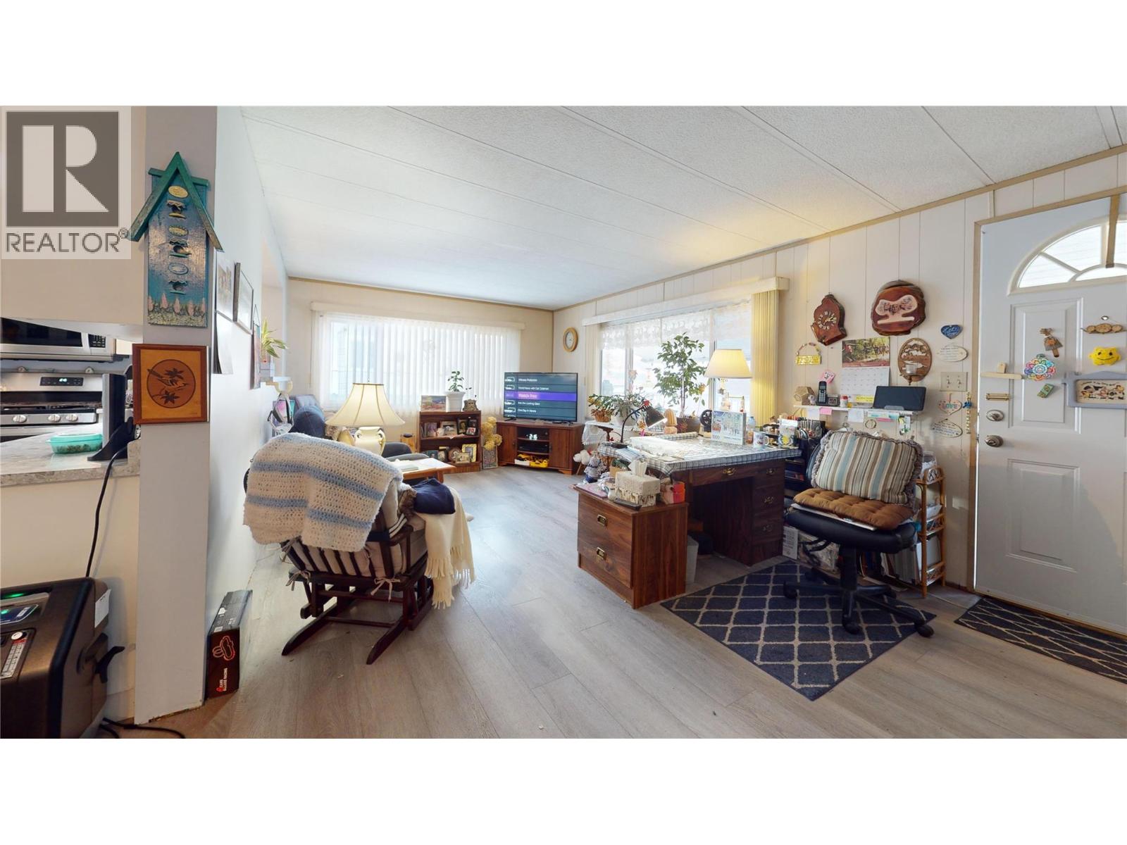 #16 2932 Buckley Road - 28