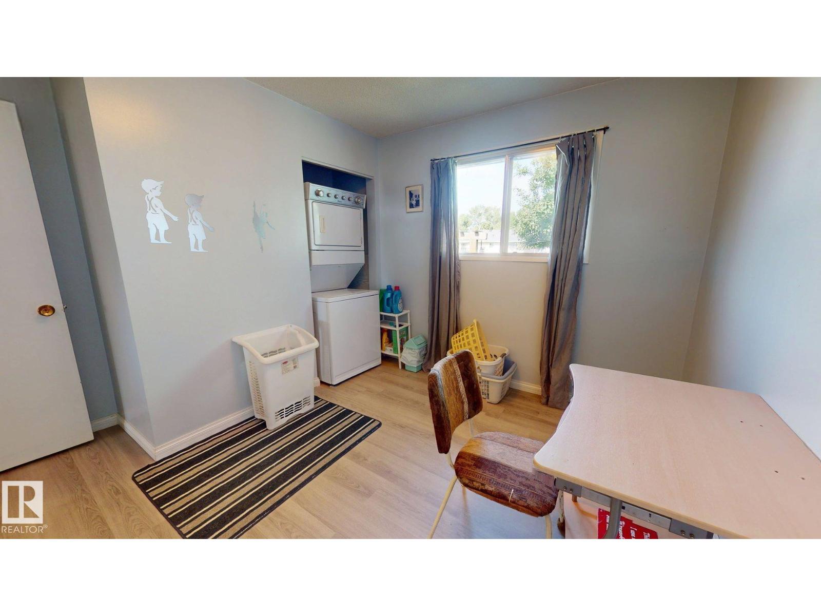 43 HURON DR - 11