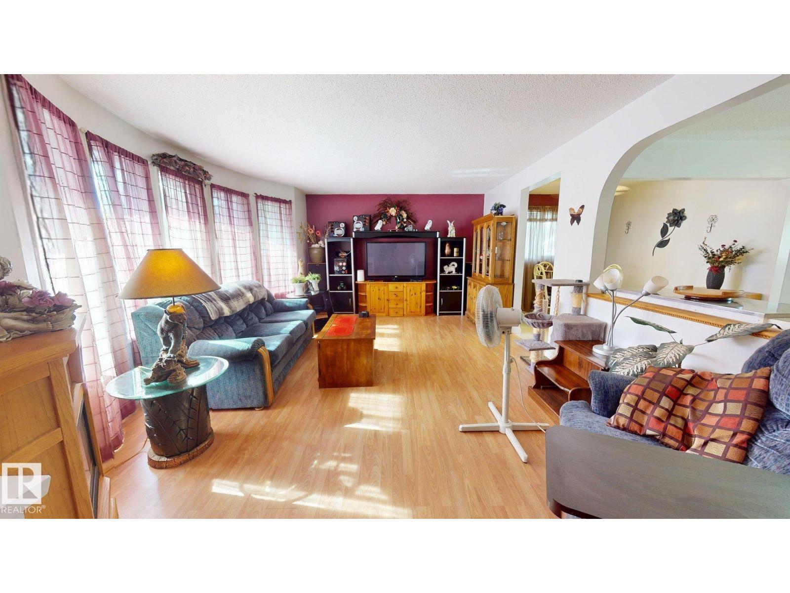43 HURON DR - 2