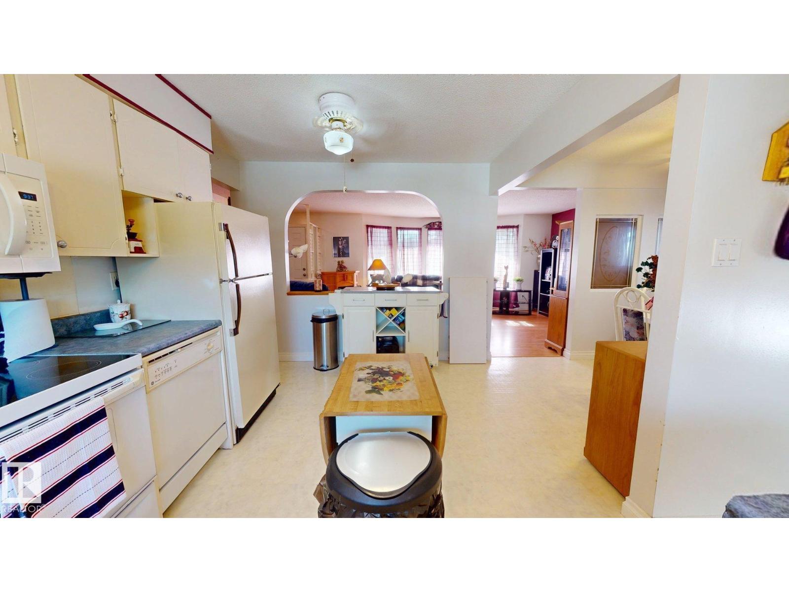 43 HURON DR - 5