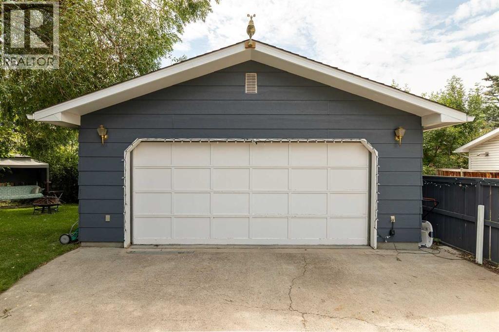102 Thorson Crescent - 36