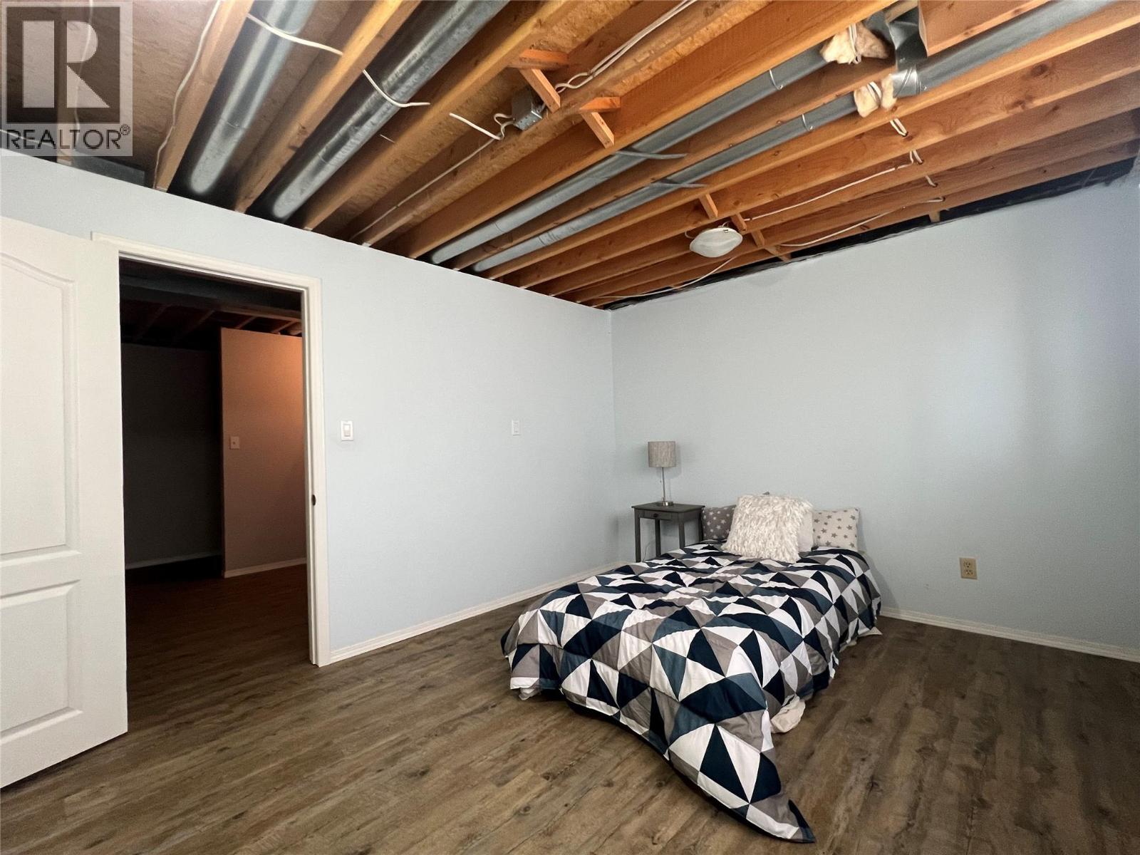 10208 18 Street - 22