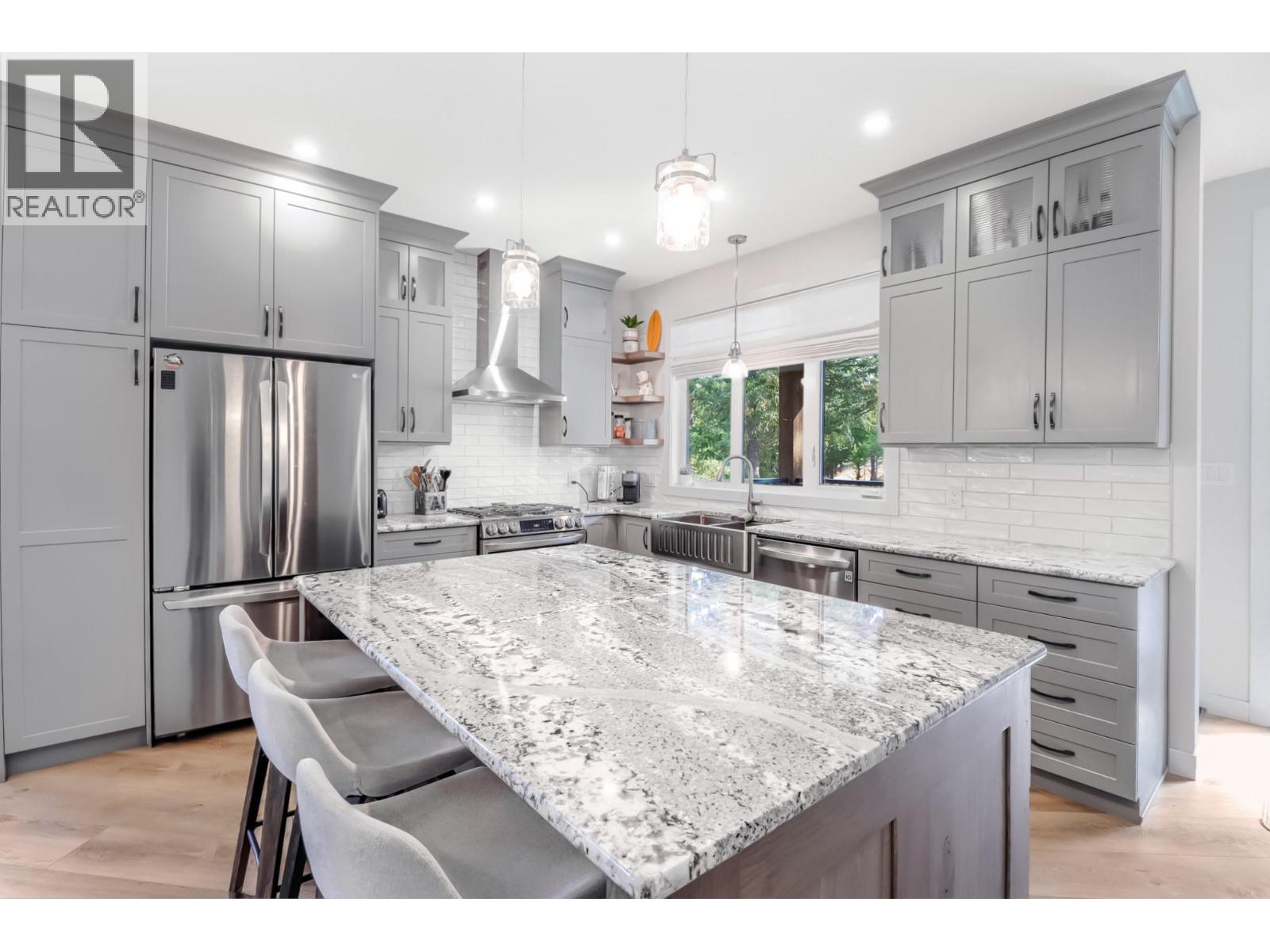 136 PURCELL Place - 6