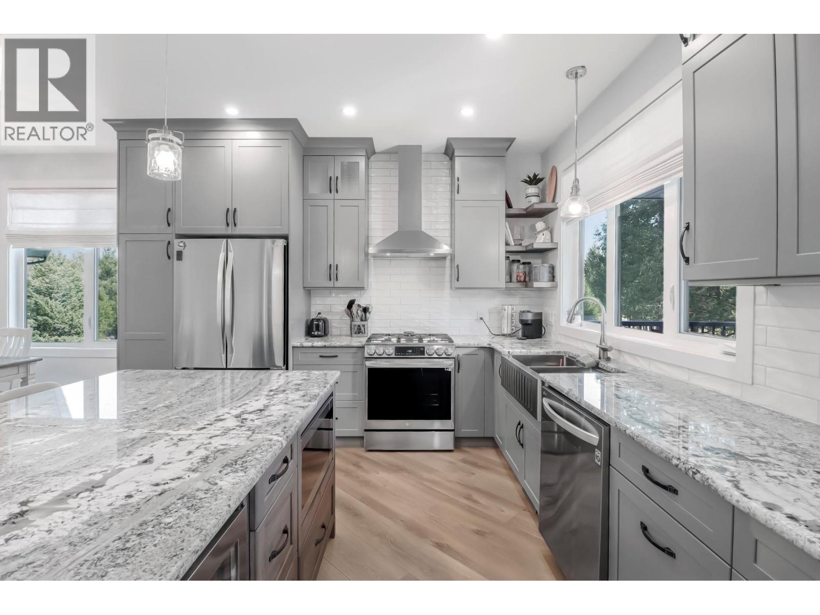 136 PURCELL Place - 7