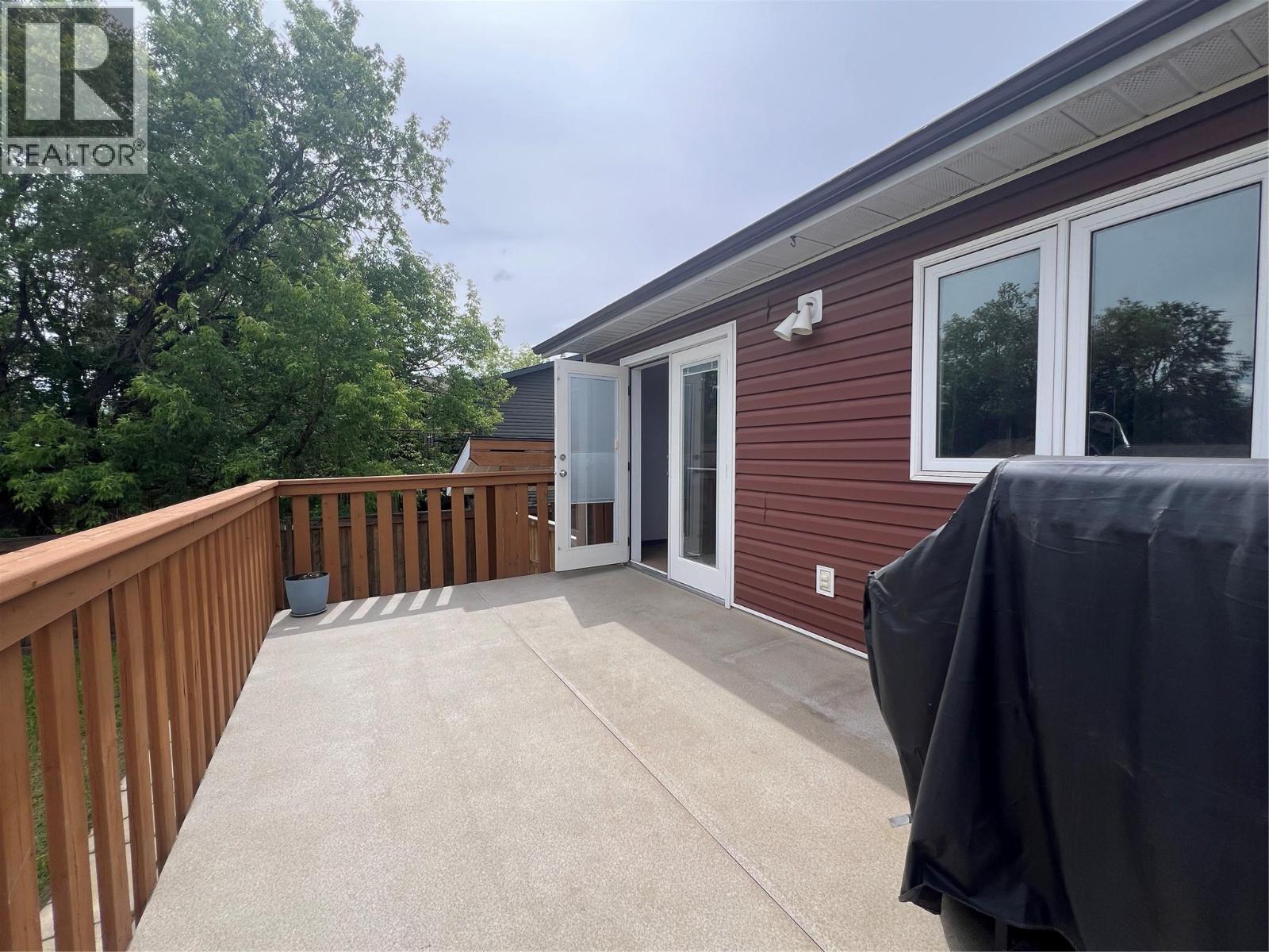 10208 18 Street - Image 31