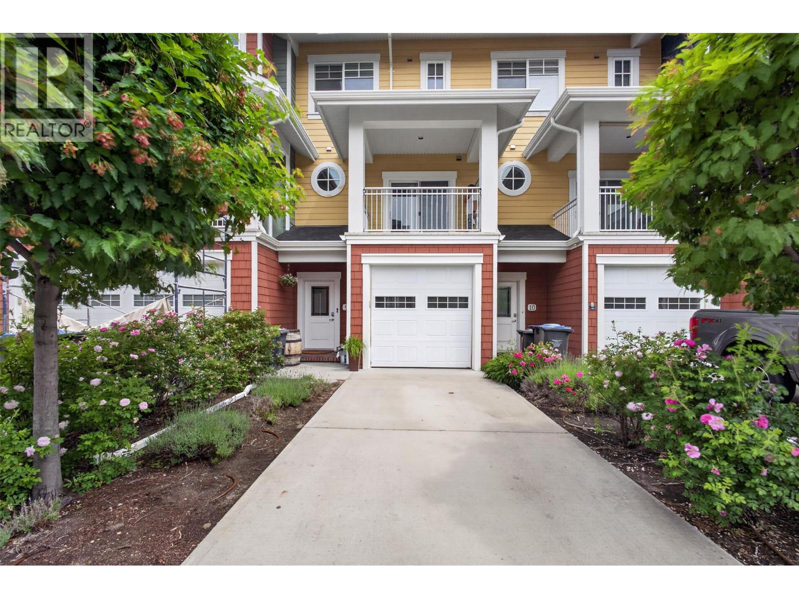 #9 433 McCarren Avenue - 22