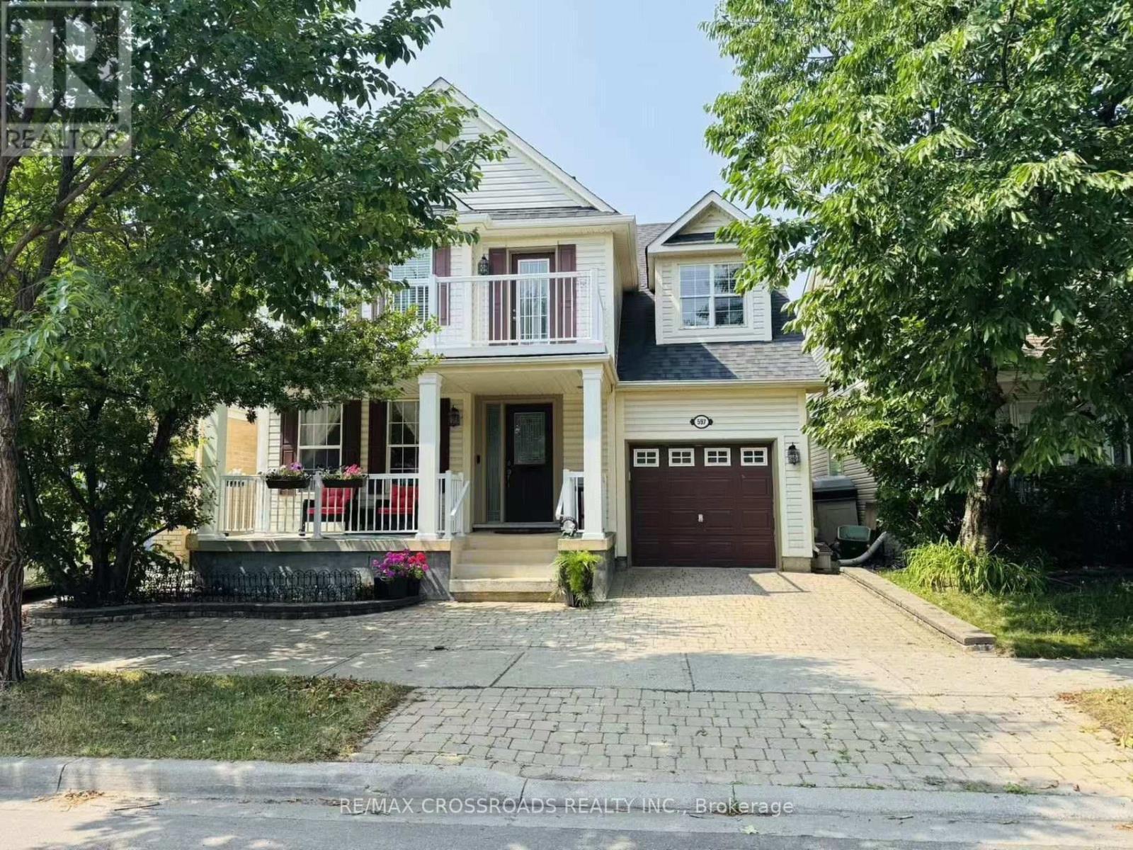 597 CAVERHILL CRESCENT - 1