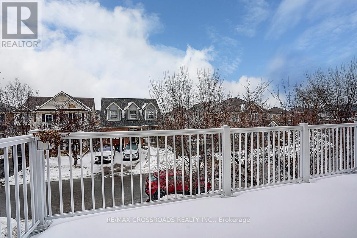 597 CAVERHILL CRESCENT - 23