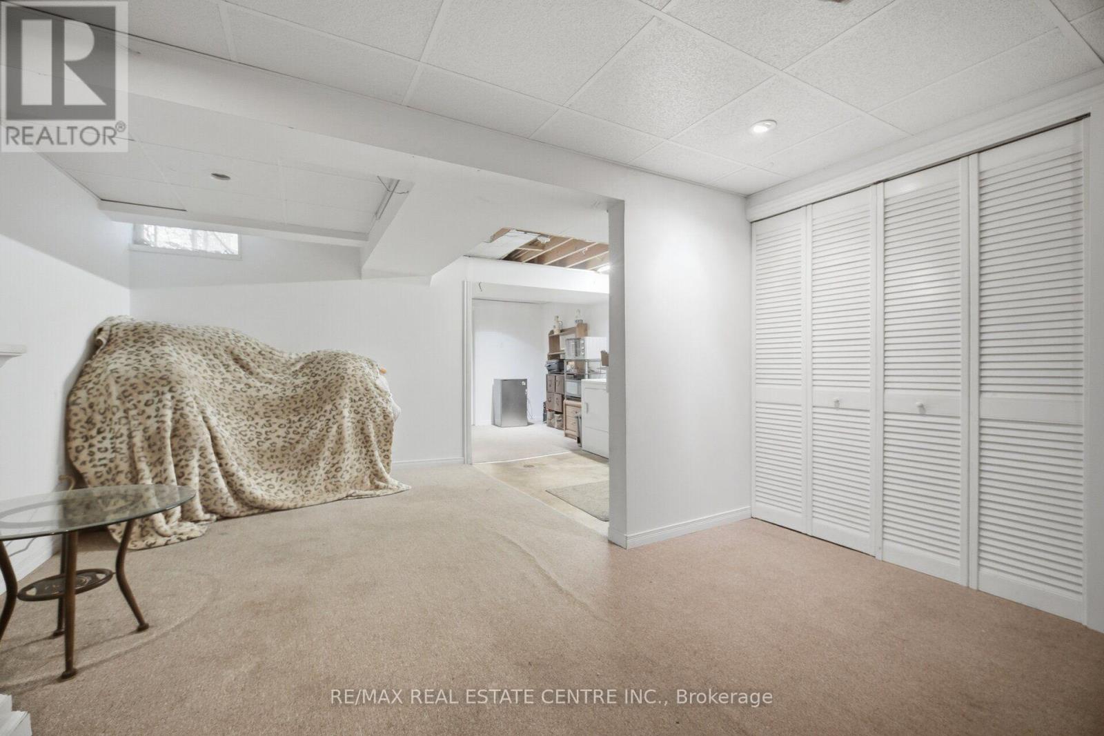 40 LANGDALE CRESCENT - 41