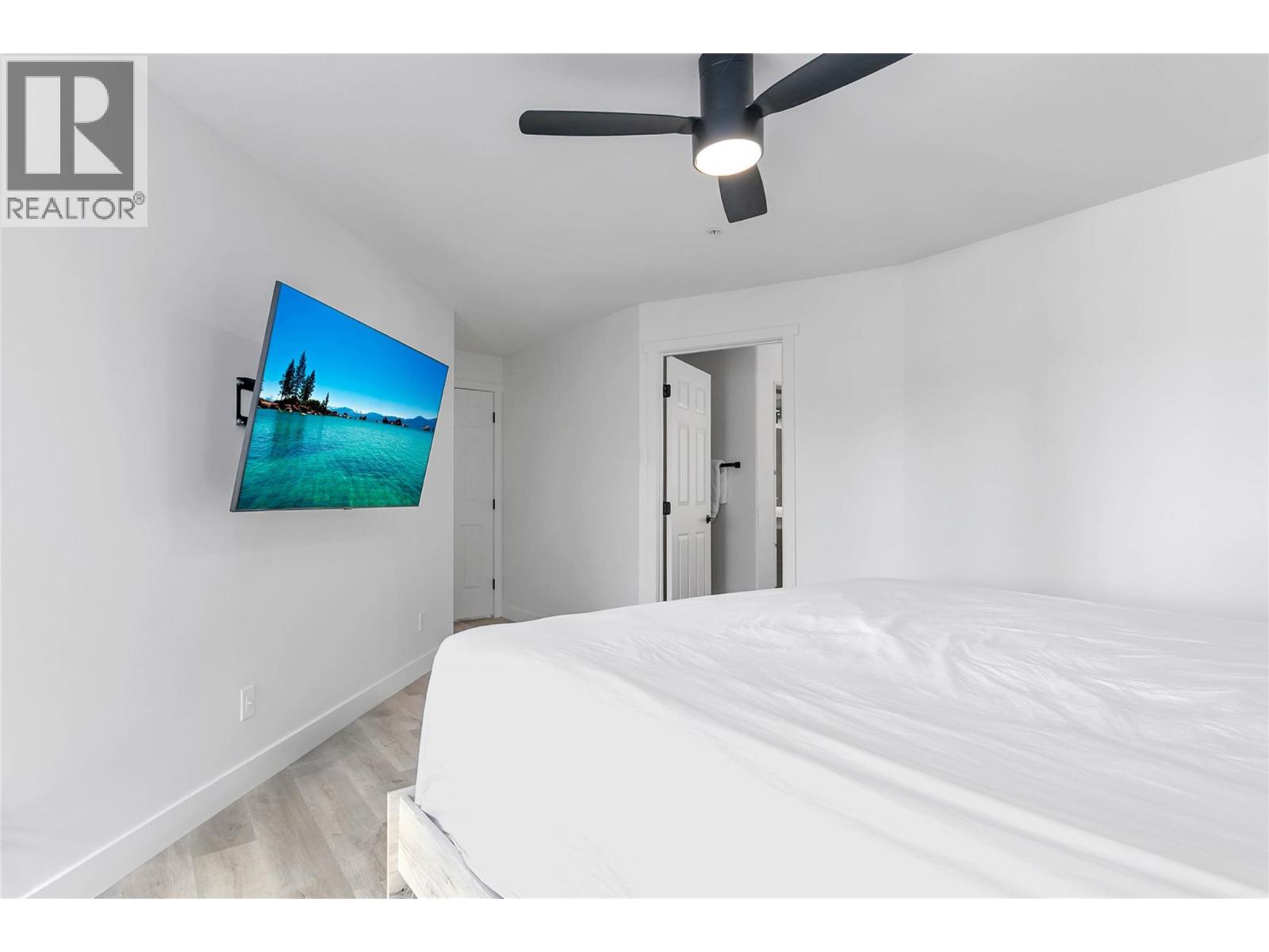 #307 1950 Durnin Road - 21