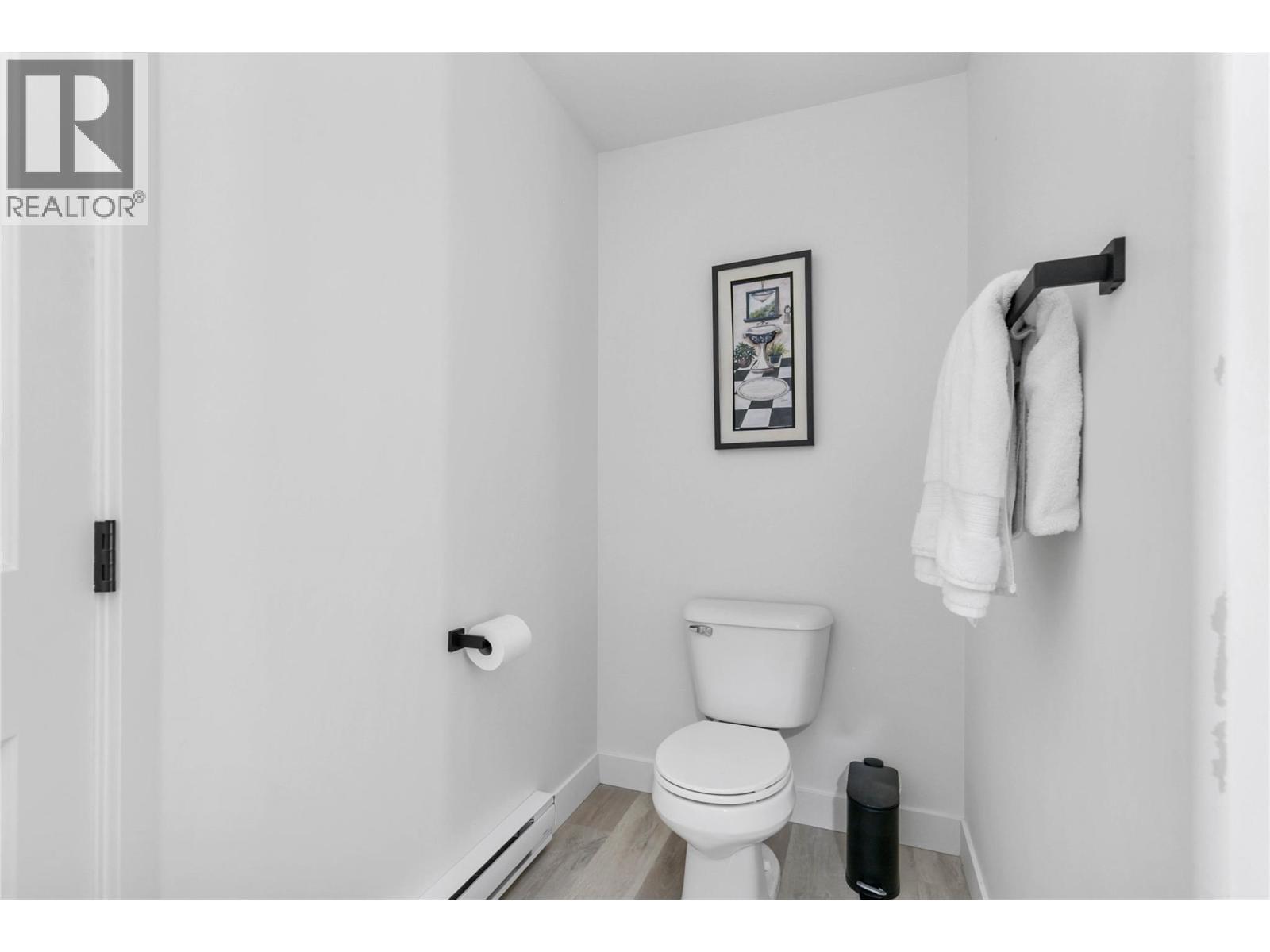 #307 1950 Durnin Road - 26