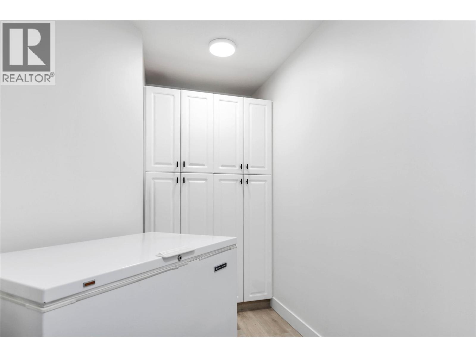 #307 1950 Durnin Road - 33