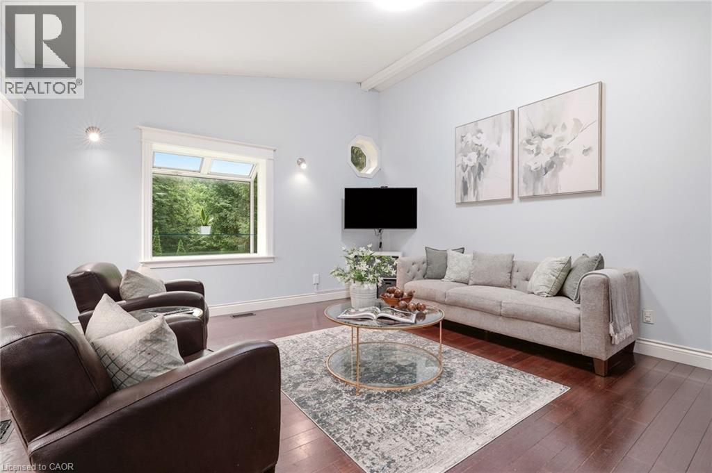 318 10TH CONCESSION Road E - 16