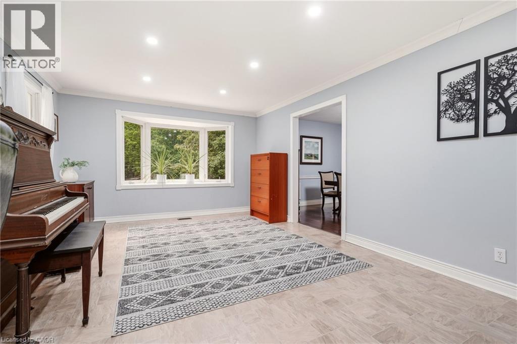 318 10TH CONCESSION Road E - 19