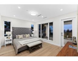 14799 Oxenham Avenue, White Rock, BC V4B2H8 Photo 20
