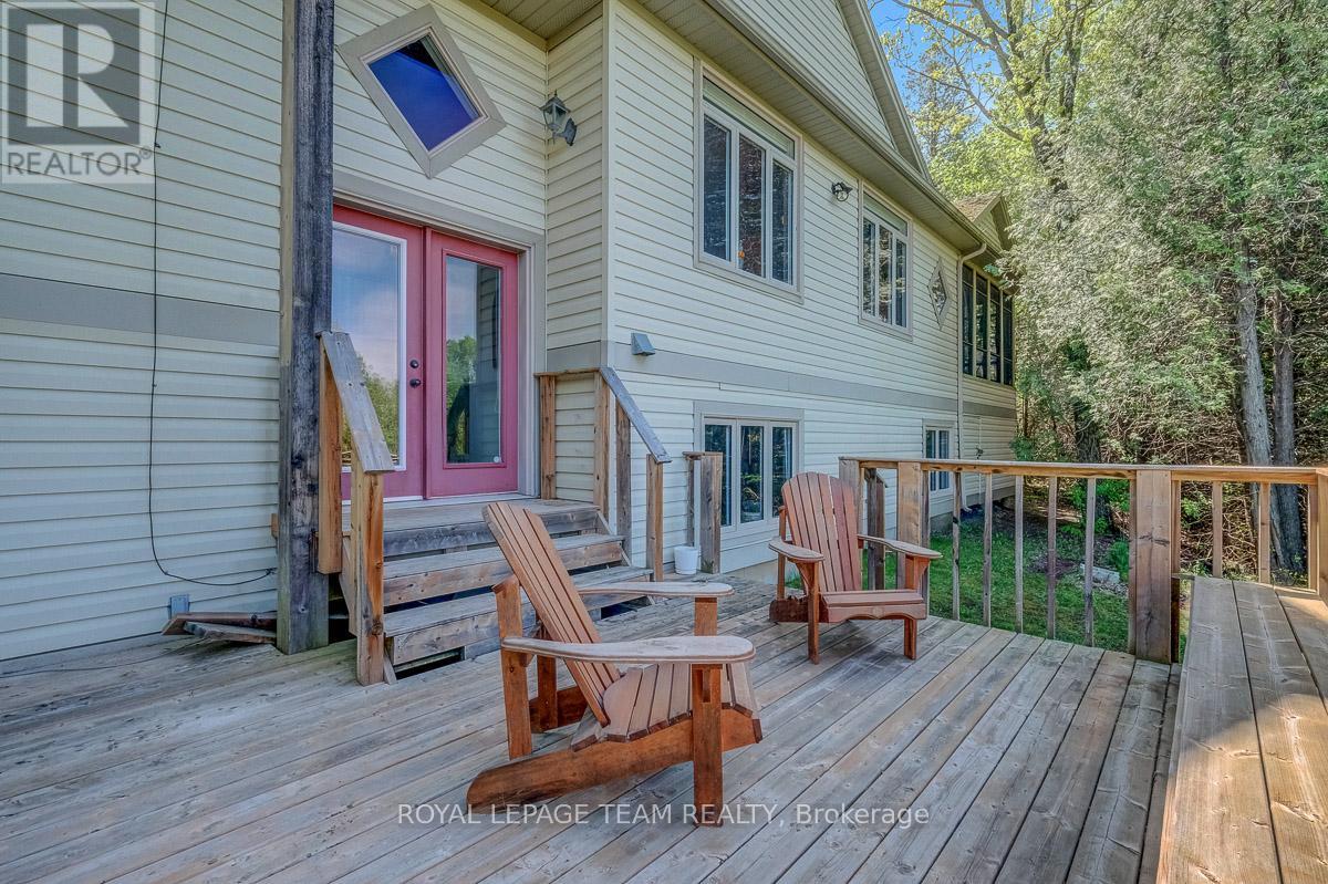 912 MAPLE HILL ROAD - 33