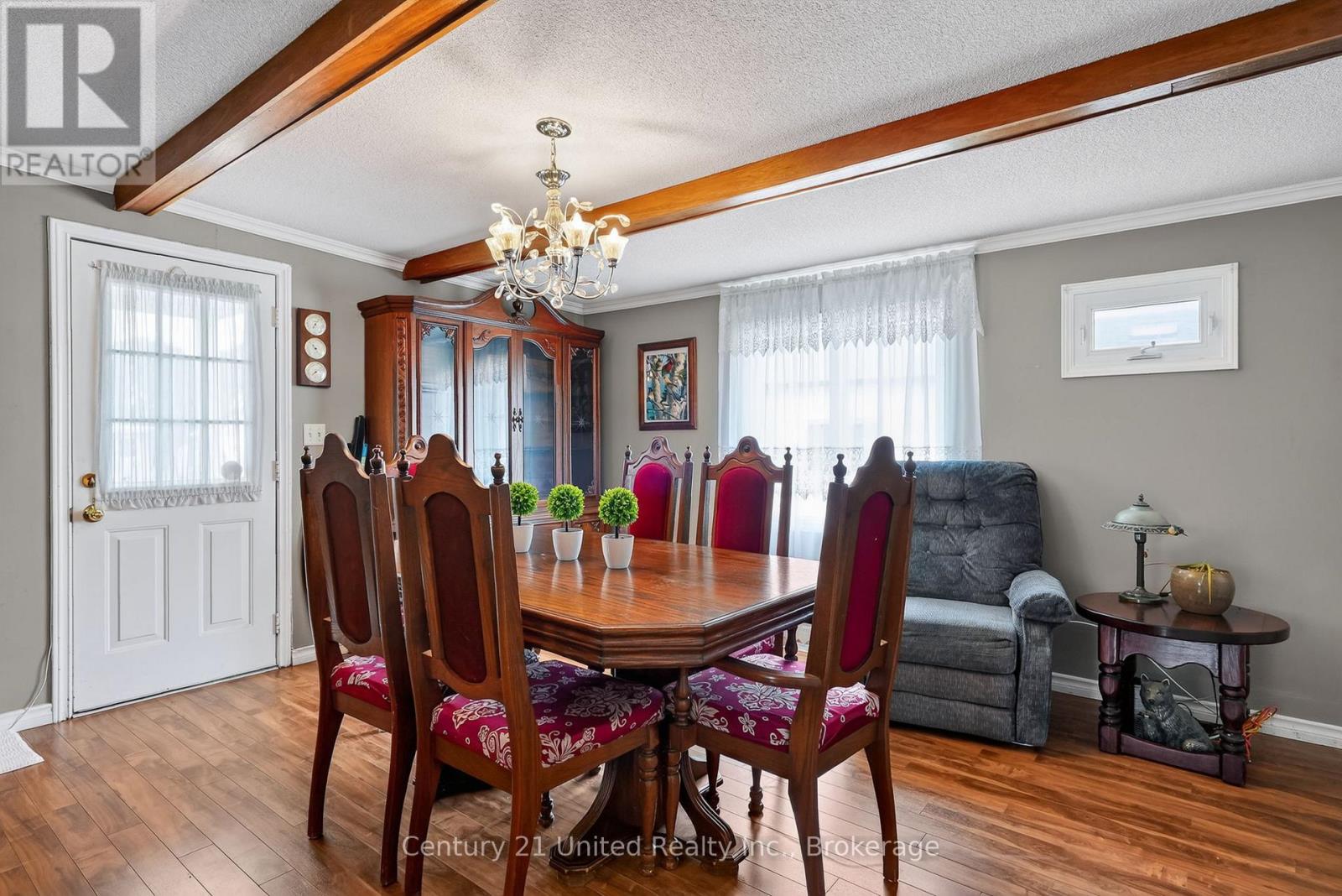 13 HILLVIEW DRIVE - 12