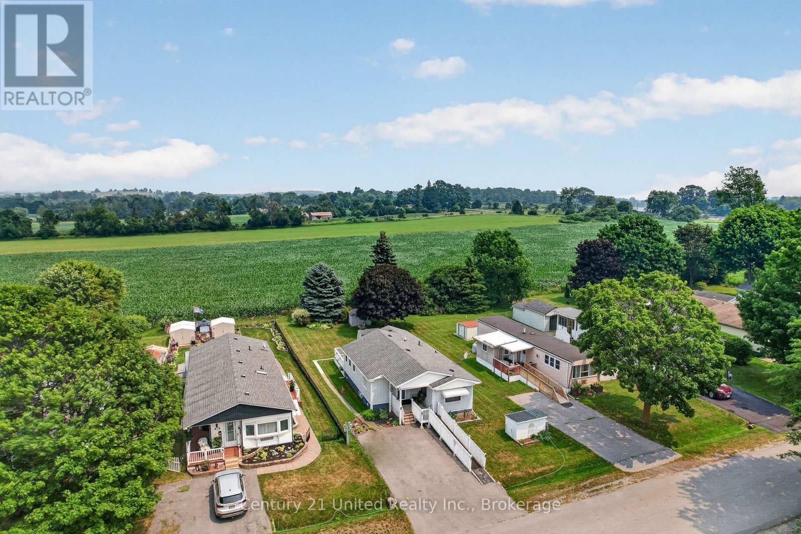 13 HILLVIEW DRIVE - 5