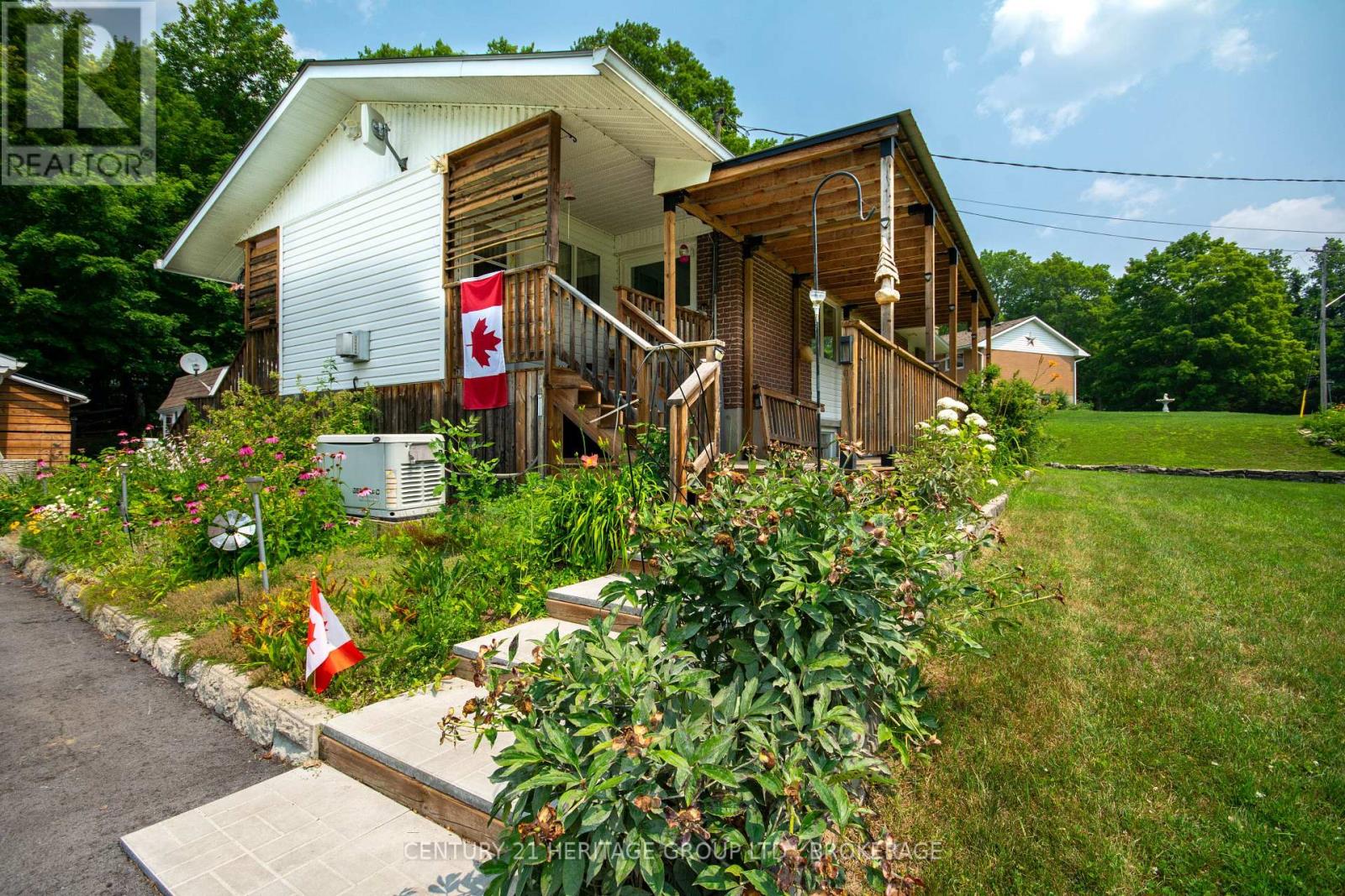 4309 MAPLE DRIVE - 7