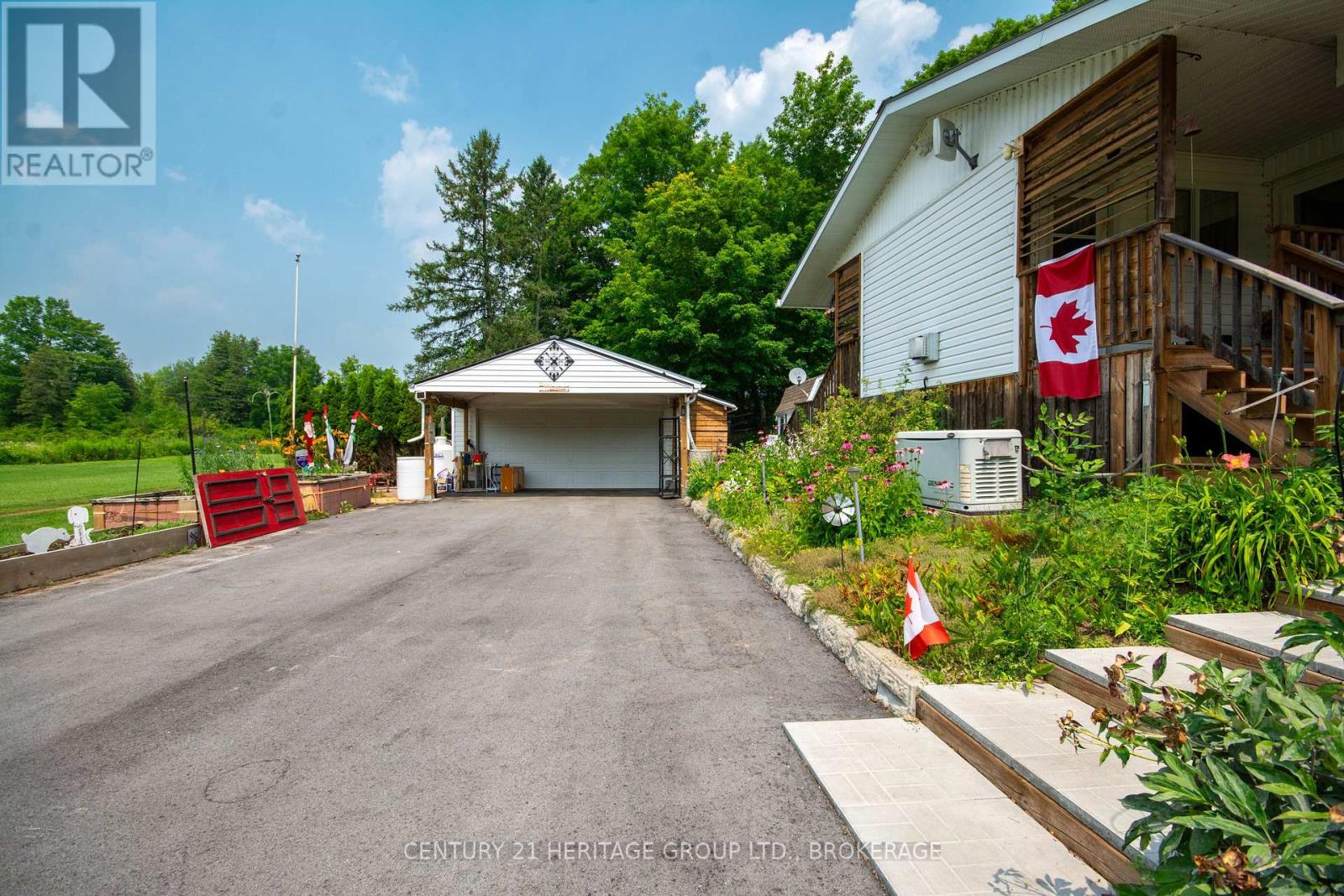 4309 MAPLE DRIVE - 8