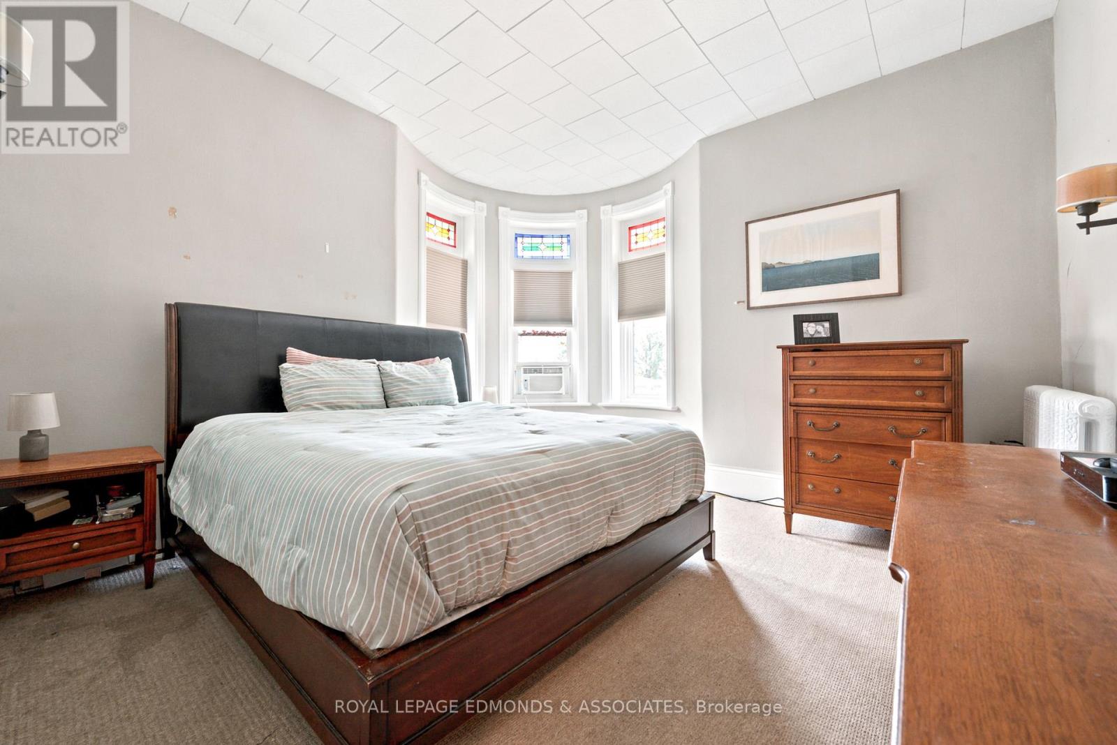 188 ESTHER STREET - 29