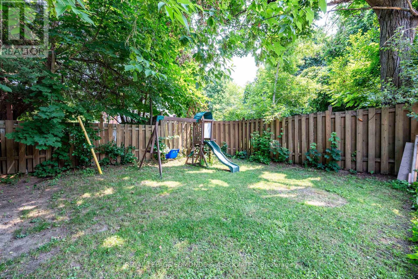 188 ESTHER STREET - 40