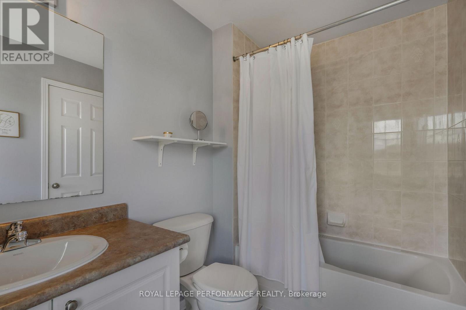 172 COLLISTON CRESCENT - 20