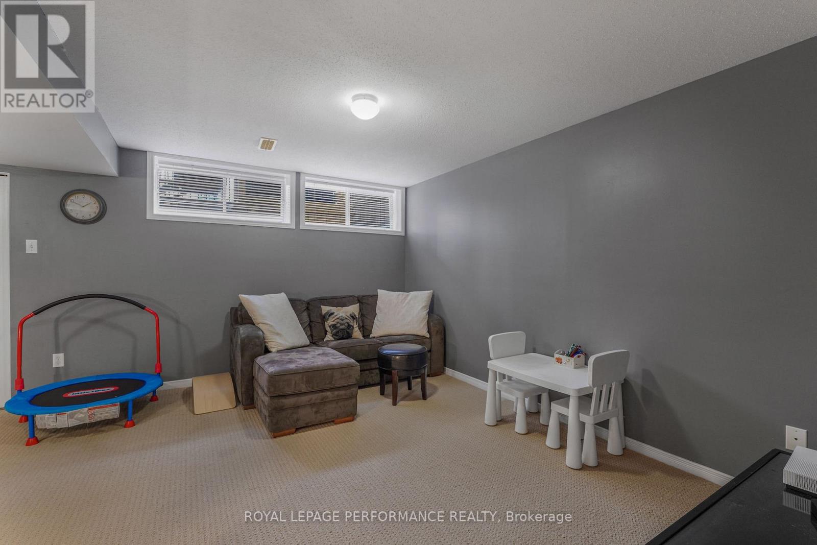 172 COLLISTON CRESCENT - 21