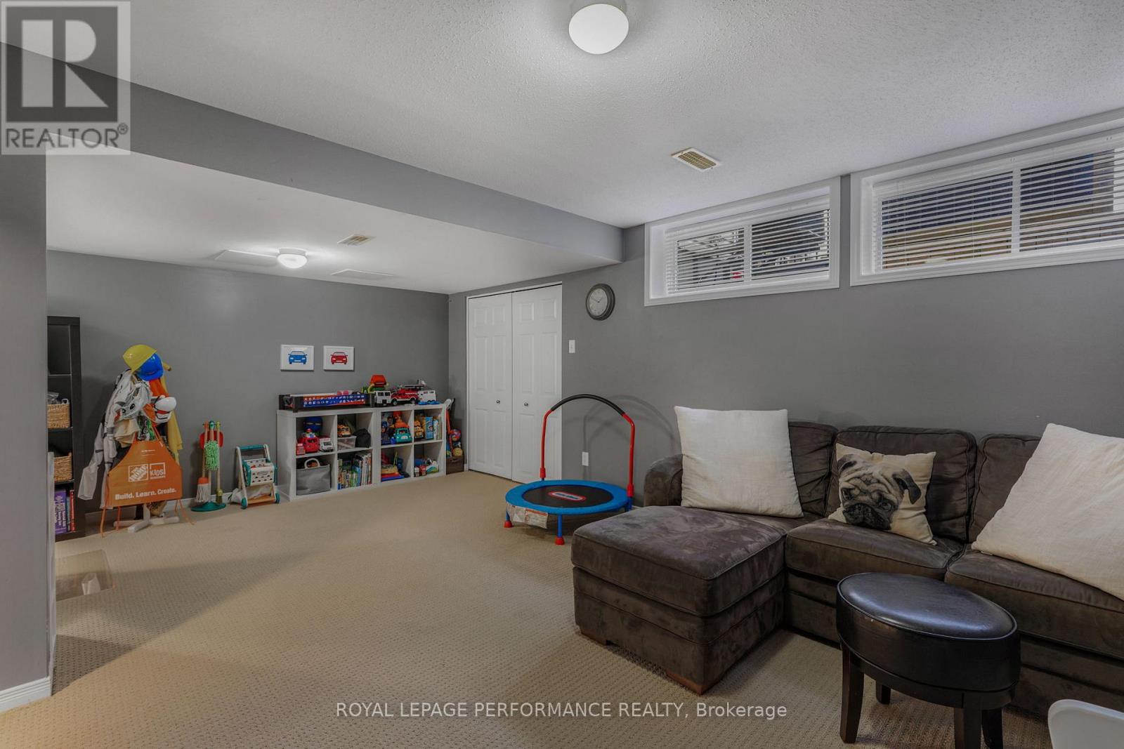 172 COLLISTON CRESCENT - 25
