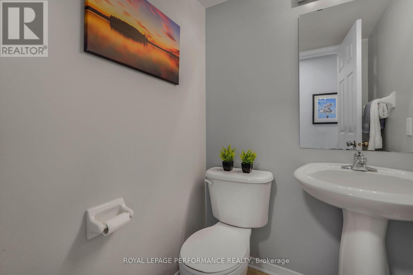 172 COLLISTON CRESCENT - 6