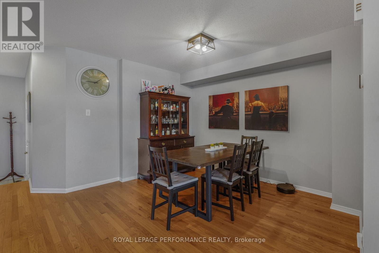 172 COLLISTON CRESCENT - 8