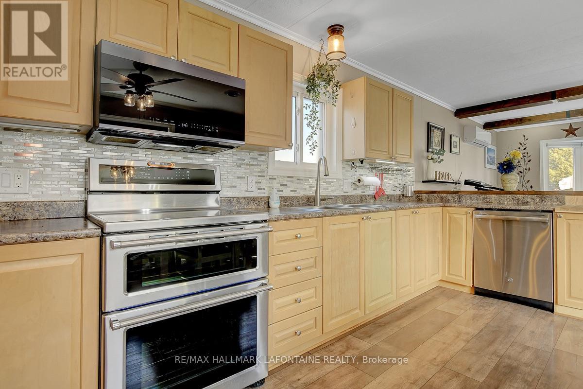 3535 ST JOSEPH BOULEVARD - 11