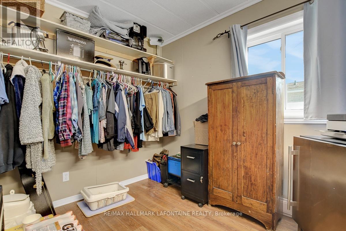 3535 ST JOSEPH BOULEVARD - 16