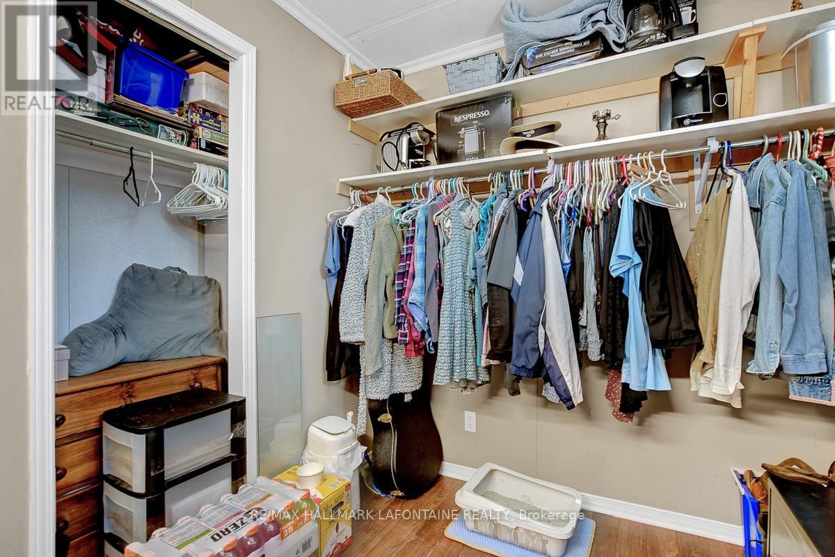 3535 ST JOSEPH BOULEVARD - 18