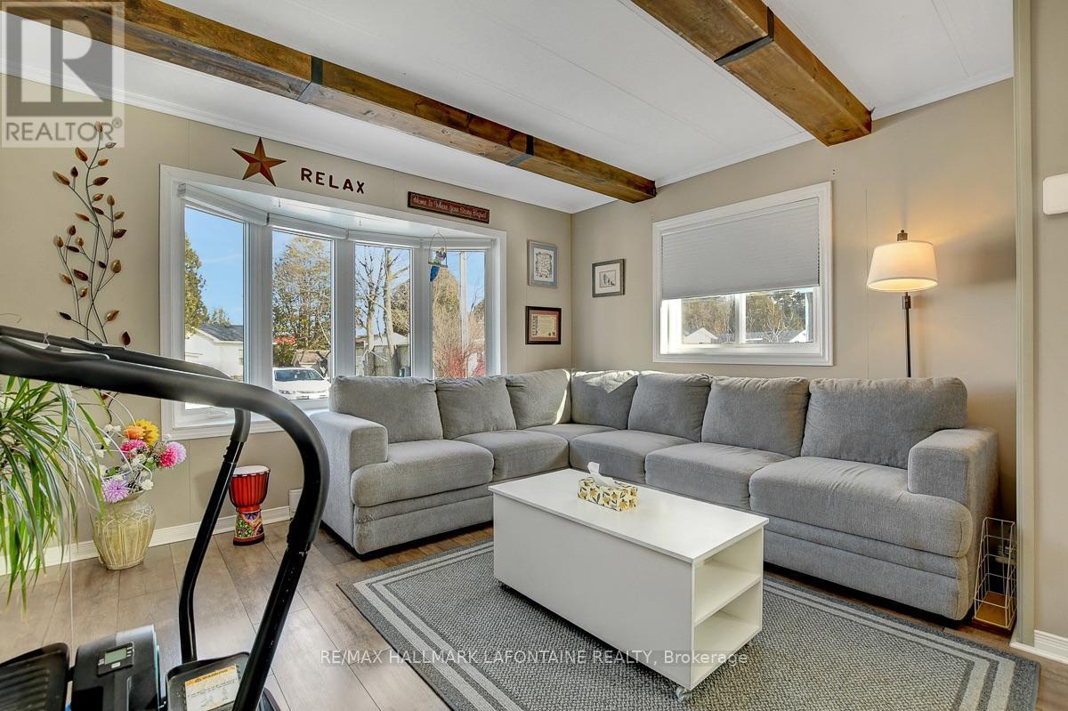 3535 ST JOSEPH BOULEVARD - 4