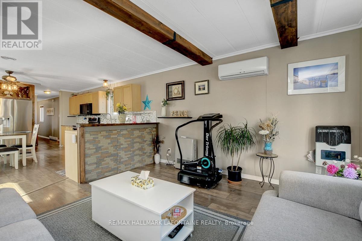3535 ST JOSEPH BOULEVARD - 6