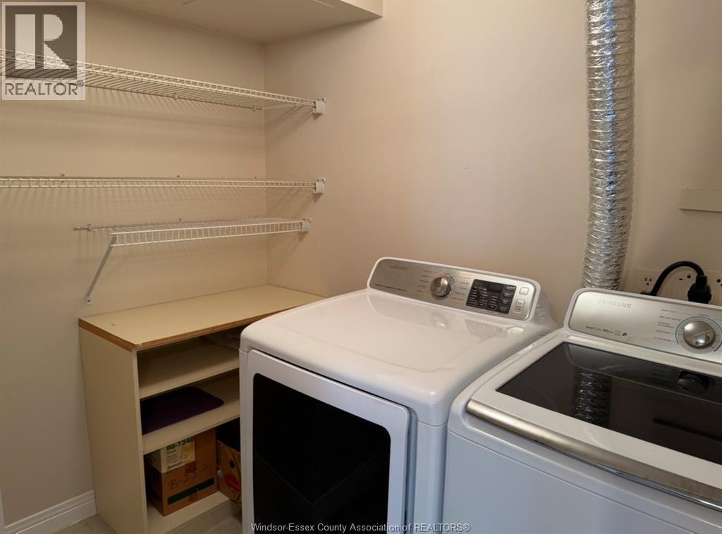 #804 75 RIVERSIDE DRIVE East - 20