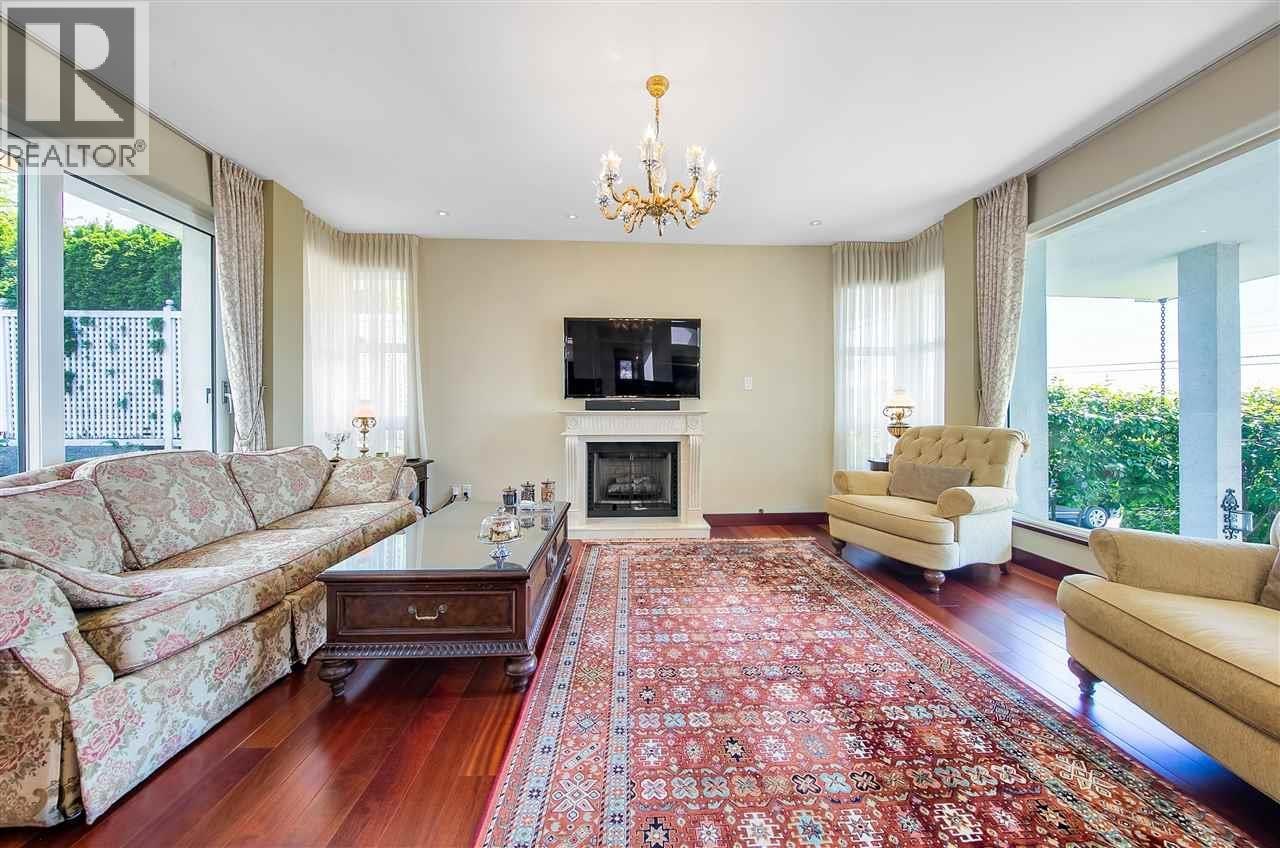 2273 MATHERS AVENUE, West Vancouver